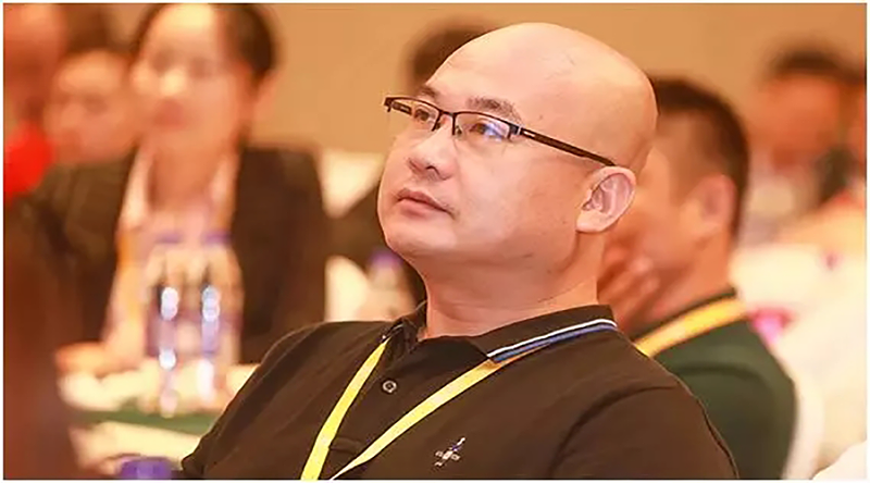 佛山優(yōu)石麗總經(jīng)理陳文定