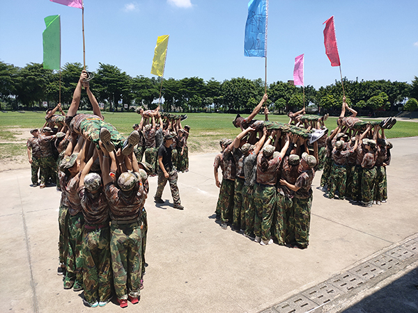 拓展訓練,地衛士地坪,佛山地坪漆公司,牛商爭霸賽,環氧地坪漆公司