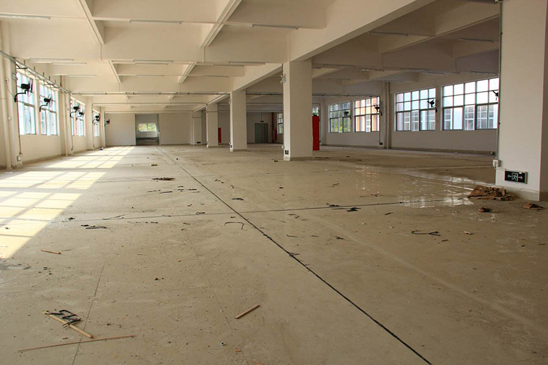 環(huán)氧地坪漆可以在瓷磚上用嗎,環(huán)氧地坪漆,地坪漆工程,地衛(wèi)士地坪漆,佛山環(huán)氧地坪漆,瓷磚地面,地坪漆施工,廠房地坪漆,車(chē)間環(huán)氧地坪漆