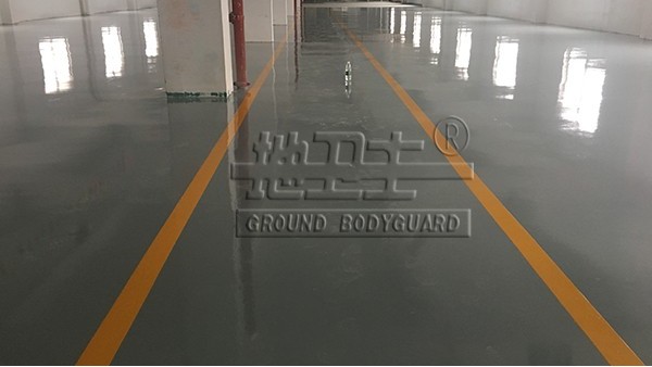 佛山市南海區(qū)平洲夏東創(chuàng)業(yè)誠印花廠選用地衛(wèi)士滾面耐壓砂漿型環(huán)氧地坪