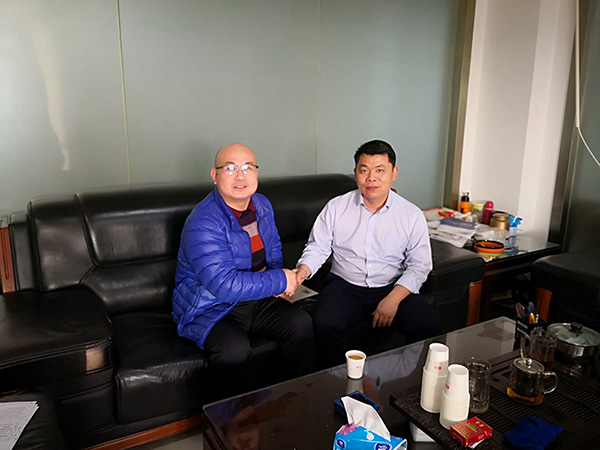 地衛(wèi)士地坪合影,工程案例,地坪漆,環(huán)氧地坪漆