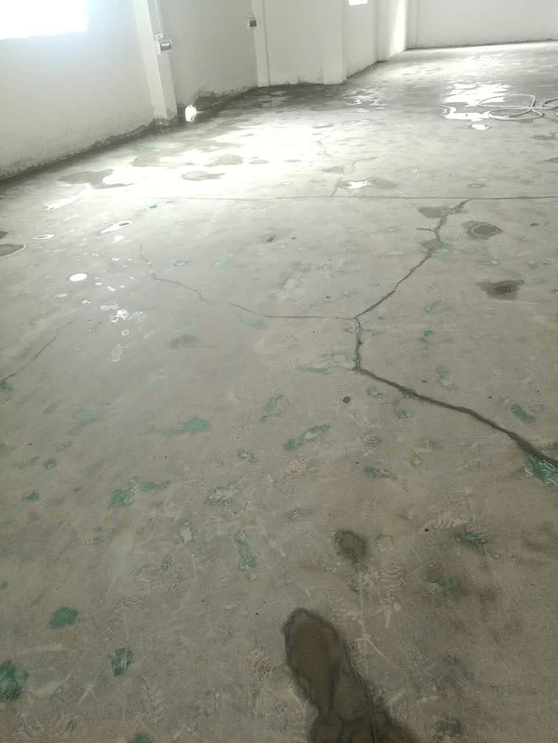 混凝土地面開裂,預防混凝土地面開裂,地面開裂,地衛士地坪,佛山固化劑地坪